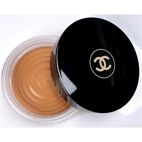 chanel buffing brush|Chanel brush for bronzing cream.